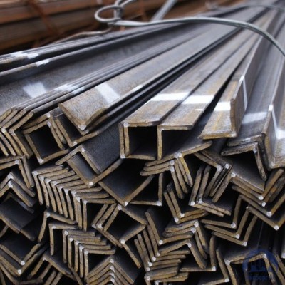 Уголок стальной равнополочный 30х30х4 мм С235 ГОСТ 8509-93 купить в Комсомольске-на-Амуре